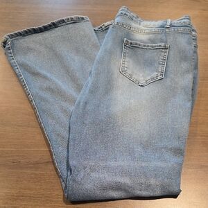 Classic Blue Women's Jeans [ITEM #9]